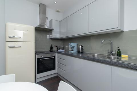 2 bedroom flat for sale, Lewis Crescent, Cliftonville, CT9