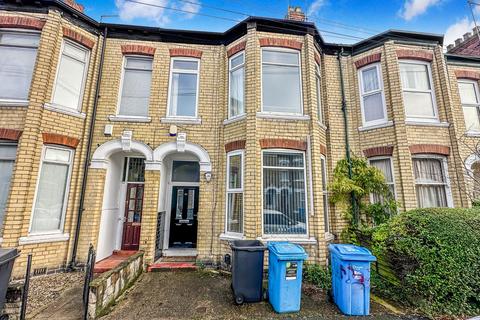 6 bedroom terraced house for sale, Heathcote Street, Hull HU6