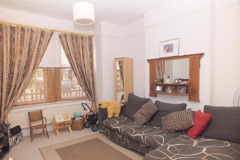 2 bedroom flat to rent, Ancona Road, Kensal Green NW10 5YB