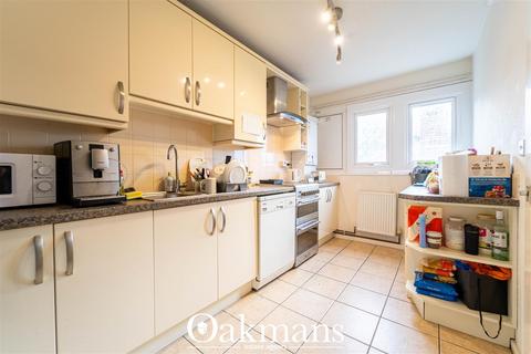 Flat 15, Galton Tower Civic Close, Birmingham, B1 2NW