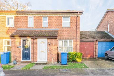 2 bedroom semi-detached house for sale, Wakehurst Close, Norwich