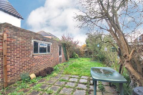 3 bedroom semi-detached house for sale, Pegg Road, Heston TW5