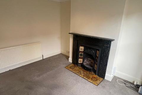 2 bedroom terraced house to rent, Lyttleton Street, Worcester WR1