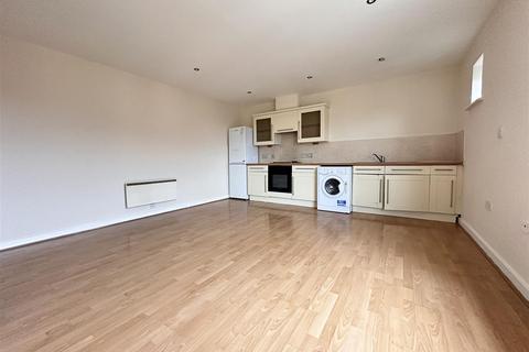 3 bedroom apartment for sale, Sugar Mill Square, Salford