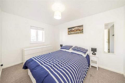 undefined, Farrow Lane, London SE14