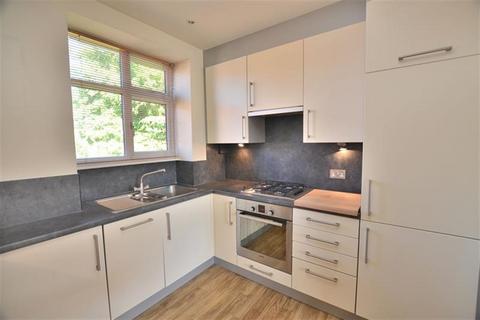 2 bedroom apartment to rent, Avondale Court, Churchfields, South Woodford, E18