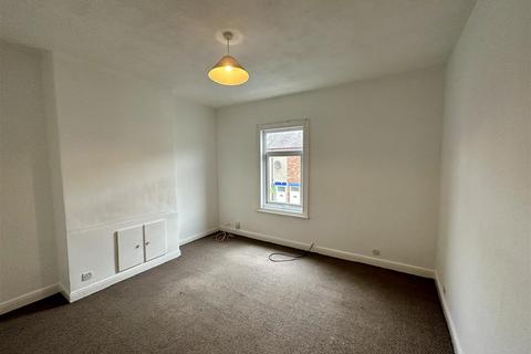 2 bedroom terraced house to rent, Brunton Street, Darlington