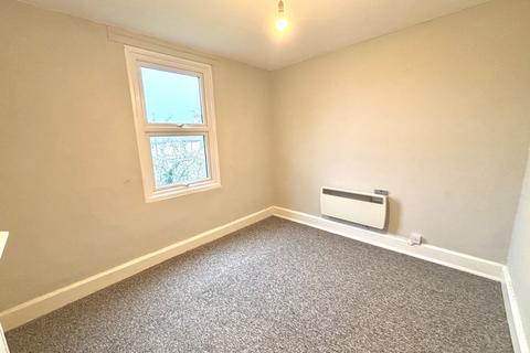 1 bedroom flat to rent, Victoria Street, Englefield Green, Egham, Surrey, TW20