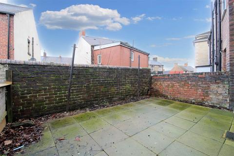 2 bedroom terraced house to rent, Cemetery Road, Barnsley, S70 1XH