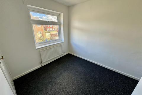 3 bedroom terraced house to rent, Charnley Green, Middlesbrough