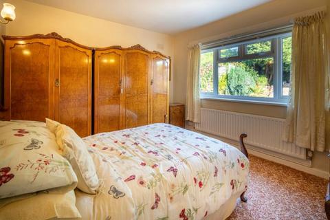 6 Cedar Crescent, Kidderminster, DY11 6AQ