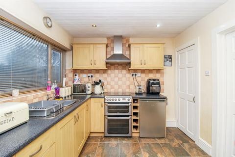 3 bedroom terraced house for sale, Southfield Lane, Wakefield WF4