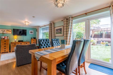 3 bedroom semi-detached house for sale, Thames Close, Worcestershire WR5