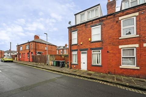 2 bedroom end of terrace house for sale, Glensdale Street, Leeds, West Yorkshire, UK, LS9