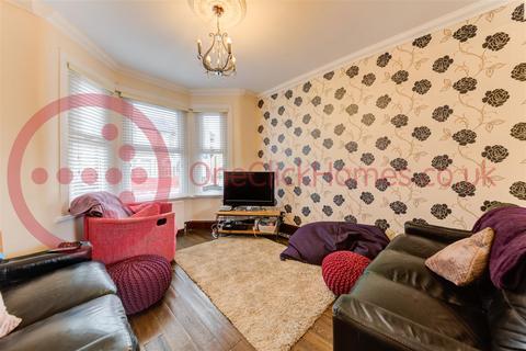 3 bedroom terraced house to rent, Ruckholt Road, Leyton E10