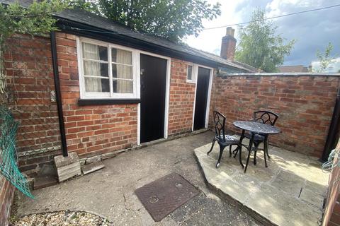 3 bedroom terraced house to rent, Lincoln LN5