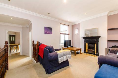 3 bedroom flat for sale, Telford Avenue, Telford Park, London, SW2