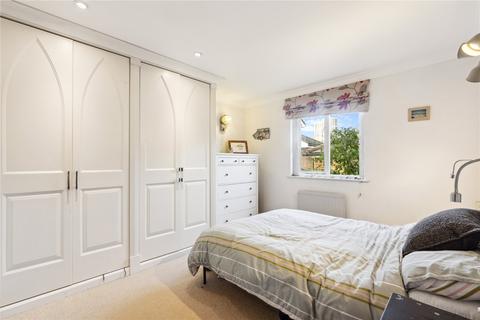 1 bedroom apartment for sale, Berisford Mews, London, SW18