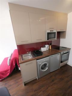 1 bedroom flat to rent, Flat 15 Hill House, Bournemouth BH1