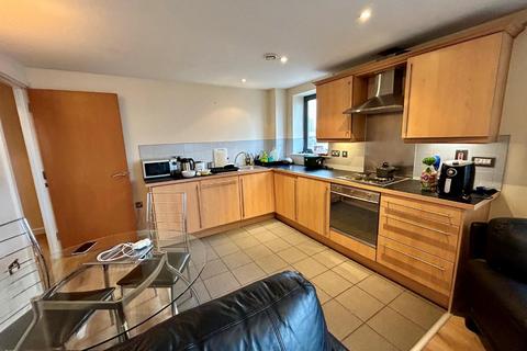 2 bedroom flat to rent, Velocity West, City Walk