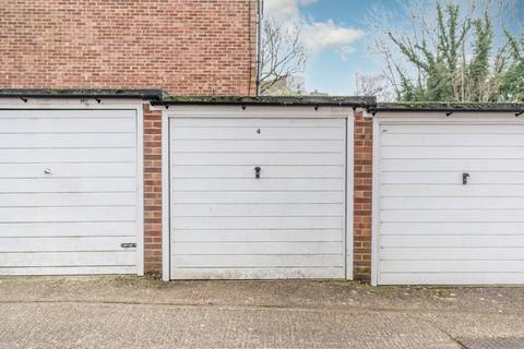 4, Brompton Court Aran Drive, Stanmore, HA7 4NB