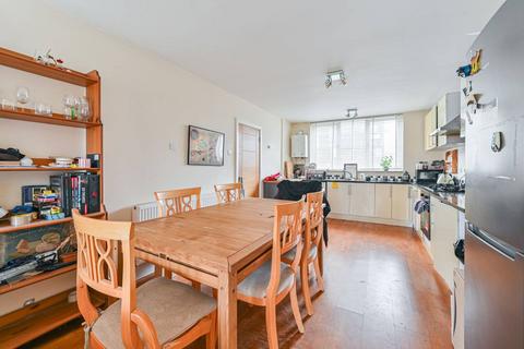 4 bedroom house for sale, Styles Gardens, Brixton, London, SW9