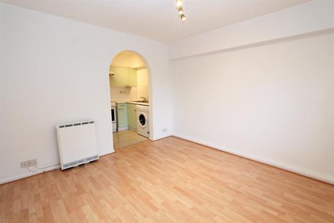 74 Rossignol Gardens, Carshalton, SM5 2EE
