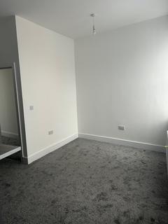 4 bedroom end of terrace house to rent, Durham Terrace, Sunderland SR3