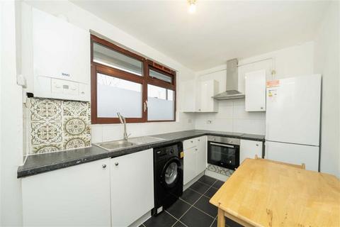 2 bedroom flat to rent, Arden Estate, London N1