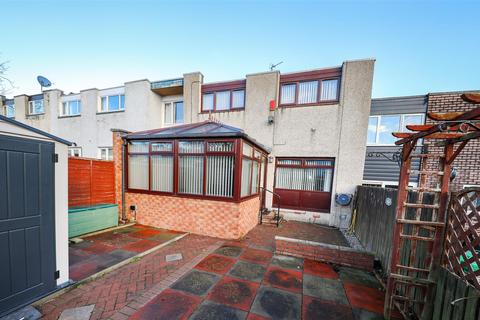 3 bedroom terraced house for sale, Colliston Avenue, Glenrothes