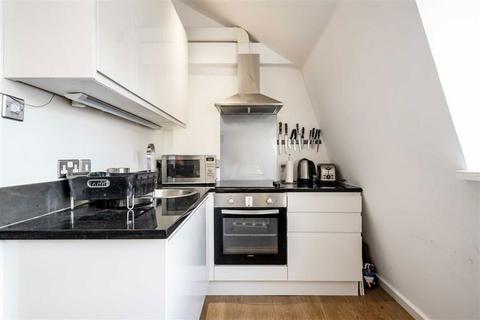 1 bedroom flat for sale, Cleveland Street, London W1T