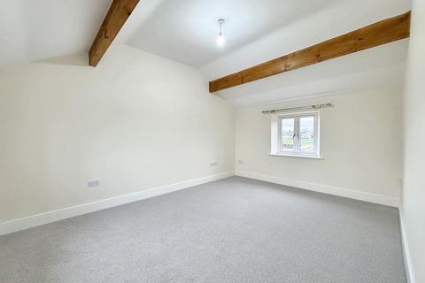 3 bedroom semi-detached house to rent, Chesham Cottage, Crossmoor, Preston