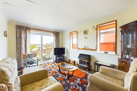 37 Darlton Drive, Arnold, Nottingham, NG5 7JZ