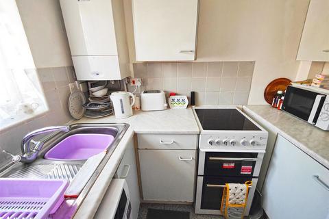 69 Fairmead Close, Nottingham, NG3 3EQ