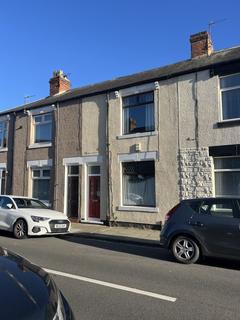 2 bedroom terraced house to rent, Welldeck Road