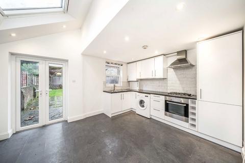 3 bedroom house for sale, Eversleigh Road, London SW11