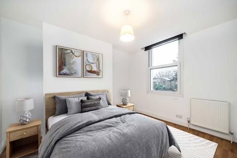 3 bedroom house for sale, Eversleigh Road, London SW11