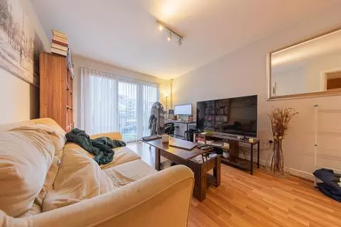 1 bedroom flat for sale - Photo 4