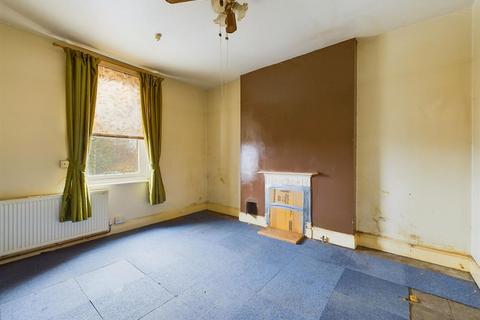 31 Robinson Road, Nottingham, NG3 6BB