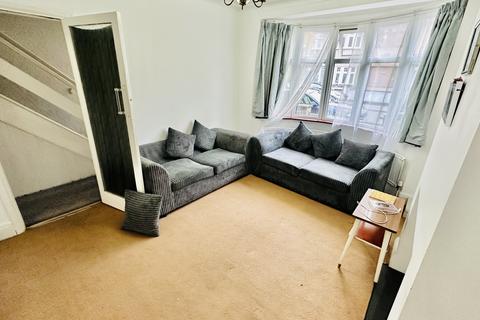 3 bedroom terraced house to rent, BEAUTIFUL 3 BED HOUSE | AVAILABLE 26 DEC, London E10