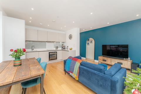 2 bedroom flat for sale, Bannister House, Hackney Wick E3