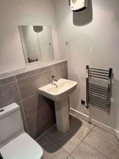 2 bedroom flat to rent, Upper College Street, Nottingham NG1