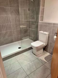 2 bedroom flat to rent, Upper College Street, Nottingham NG1