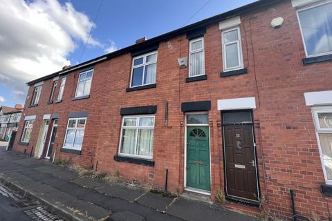 3 bedroom terraced house to rent, Kingswood Road, Manchester, M14 6SB