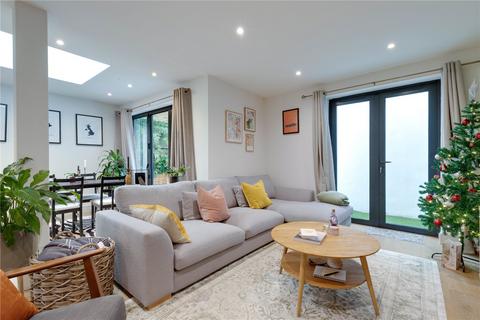 2 bedroom apartment for sale, 1c Atheldene Road, London, SW18