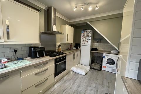 72 Park View, Abercynon, Mountain Ash, CF45 4TR