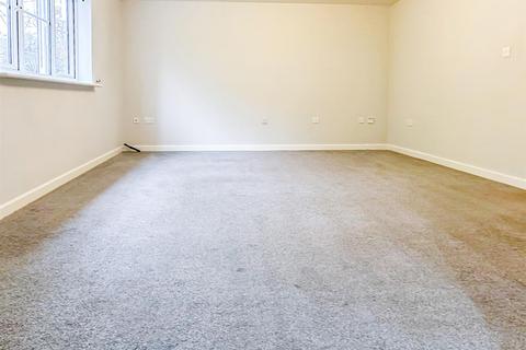 2 bedroom flat for sale, Joshua Close, Coventry  *VACANT & NO UPWARD CHAIN*