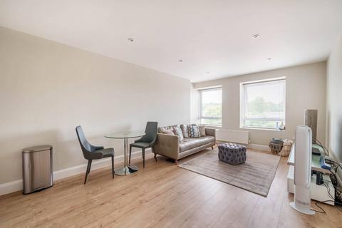 2 bedroom flat for sale, Buckingham House East, Stanmore, STANMORE, HA7