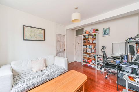 2 bedroom flat for sale, Stockwell Gardens Estate, Stockwell, London, SW9