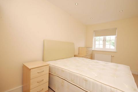 2 bedroom flat to rent, Wandle Road, Morden, SM4